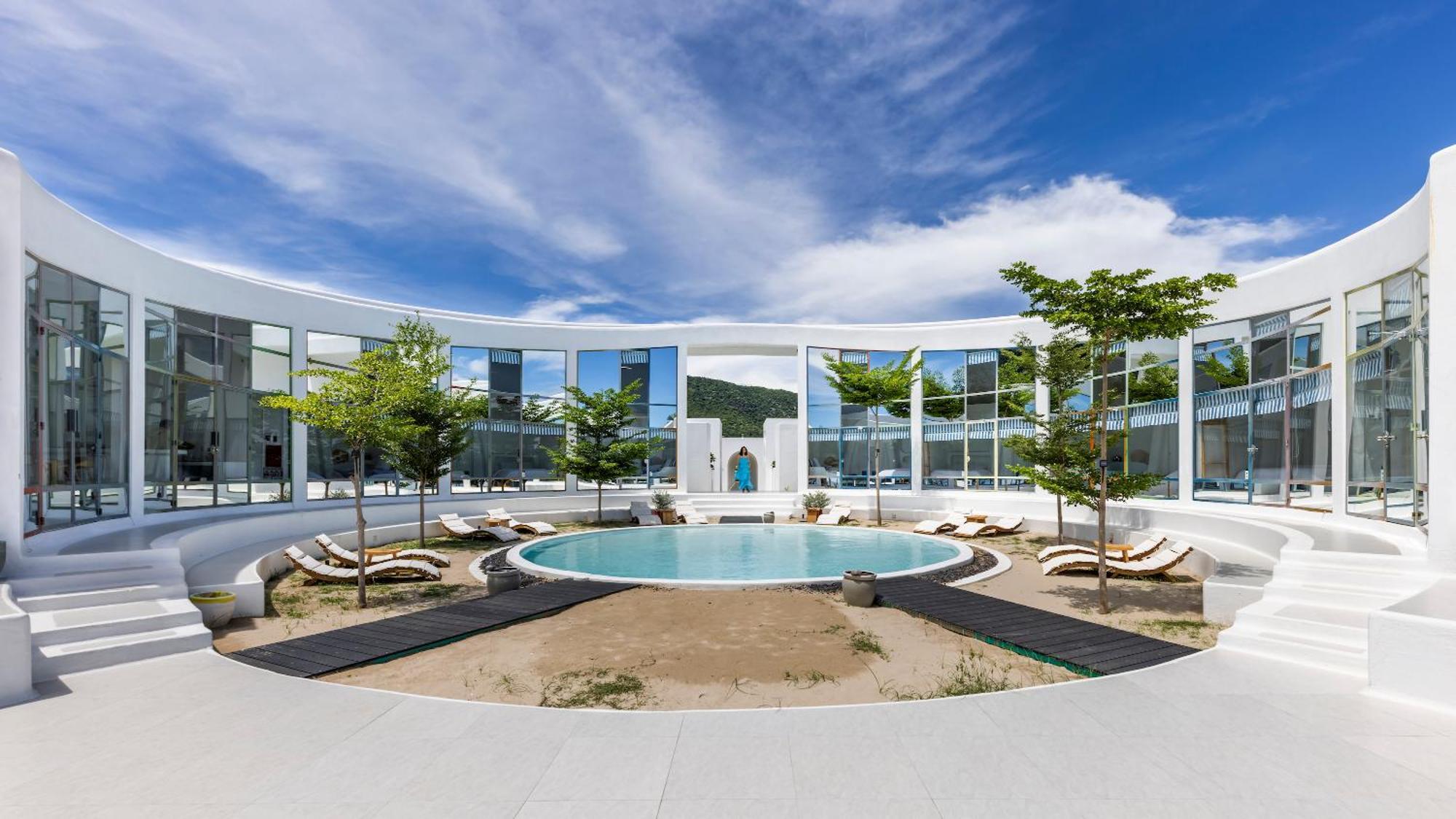 Isea By The Sea Hotel